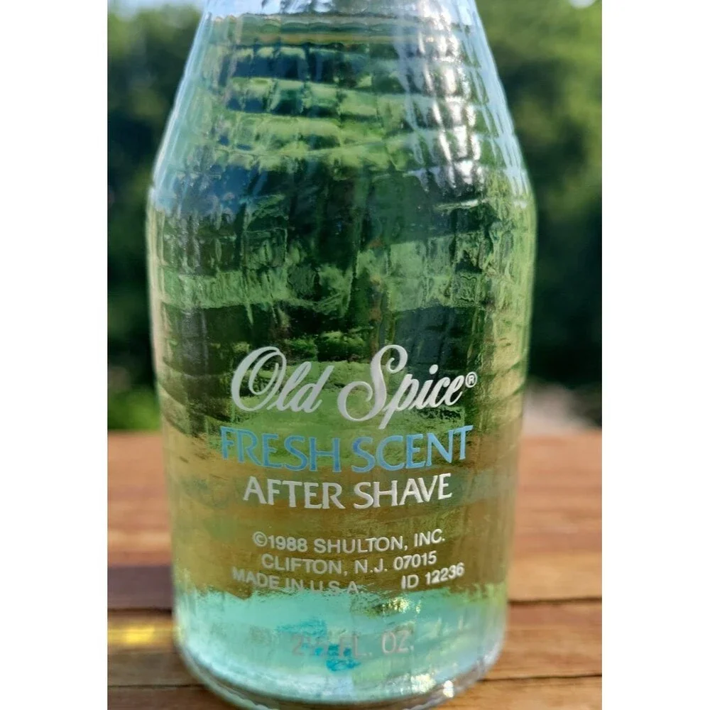 Old Spice Fresh Scent After Shave Bottle 1988 Shulton Inc 2 1/2 FL OZ